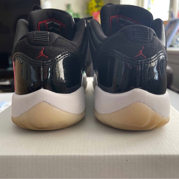 Air Jordan 11 Retro Low GS '72-10' (5Y/6.5W) 528896-001 - Picture 6 of 10